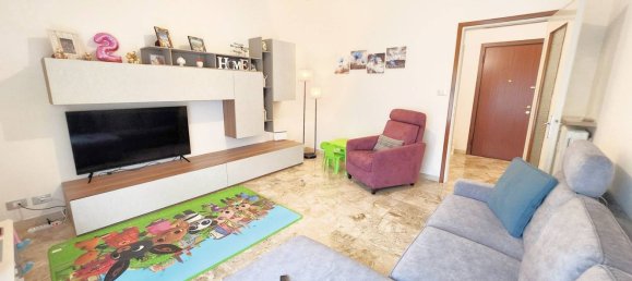 Apartamento de 4 dormitorios en Verona, Italy No. 378284 6