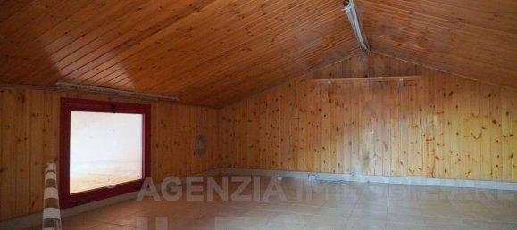 Квартира с 4 комнатами в Ла Маддалена, Италия № 10036 20