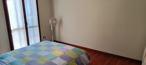 3 rooms Apartment in Como, Italy No. 4025 10