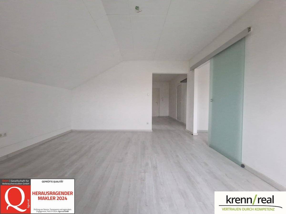 Apartamento de 2 habitaciónes en Lambach, Austria No. 152084