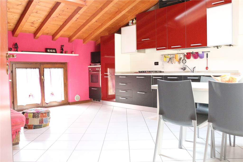 1 Schlafzimmer Wohnung in Madone, Italy, Nr. 77038