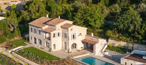 Casa de 4 dormitorios en Vence, France No. 285028 3