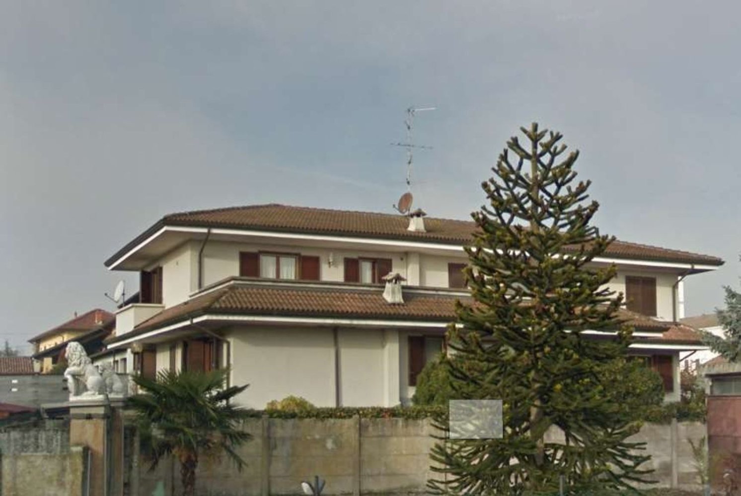 3 bedrooms Apartment in Confienza, Italy No. 361388