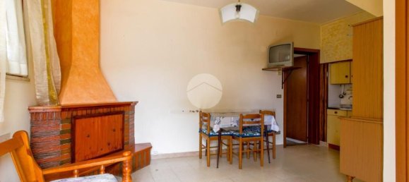 3 rooms Apartment in Atri, Italy No. 181905 4