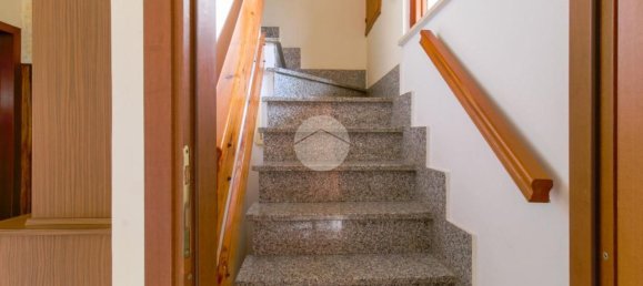 3 rooms Apartment in Atri, Italy No. 181905 9