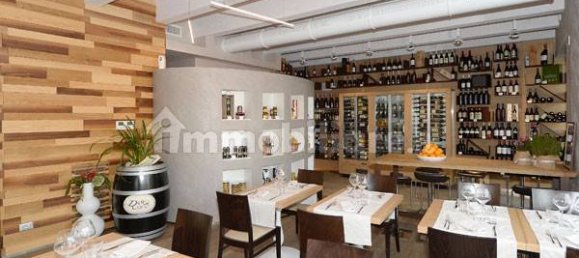3 rooms Commercial property in Lucca, Italy No. 62724 11