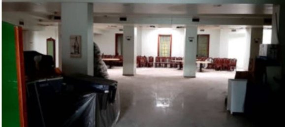 585m² Commercial property in Melfi, Italy No. 376093 4