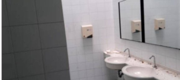 585m² Commercial property in Melfi, Italy No. 376093 9