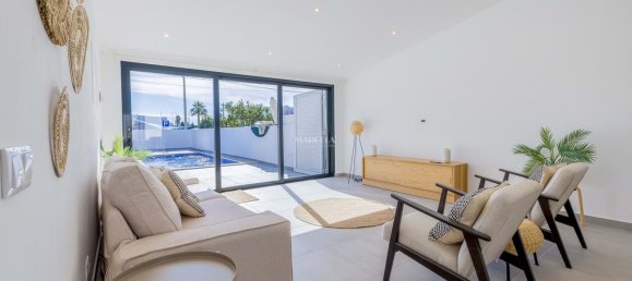 3 bedrooms Townhouse in Luz, Portugal No. 115555 22