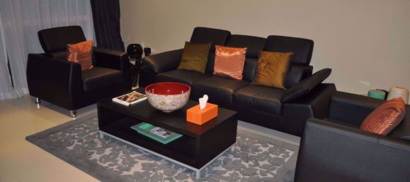 Кондоминиум  с 2 спальнями в Патхум Ван, Таиланд № 9402 3