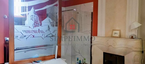 2 bedrooms House in Saintes, France No. 277464 2