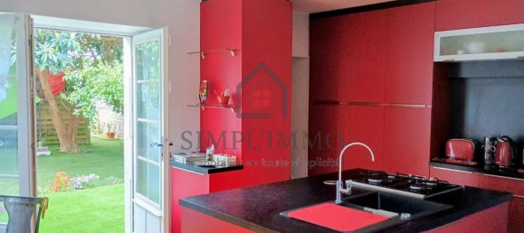 2 bedrooms House in Saintes, France No. 277464 6