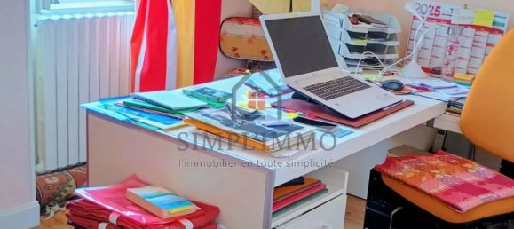 2 bedrooms House in Saintes, France No. 277464 9