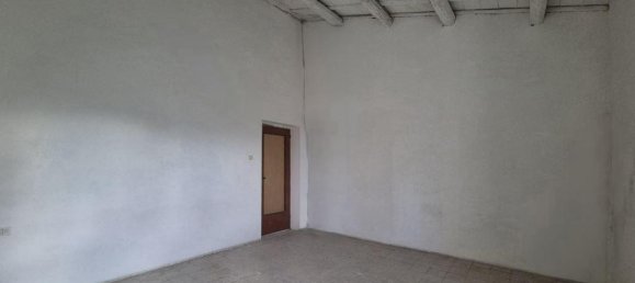 9 rooms House in Nocciano, Italy No. 127552 35