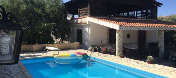 5 rooms Villa in Altavilla Milicia, Italy No. 251948 11