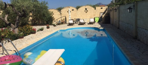 5 rooms Villa in Altavilla Milicia, Italy No. 251948 8