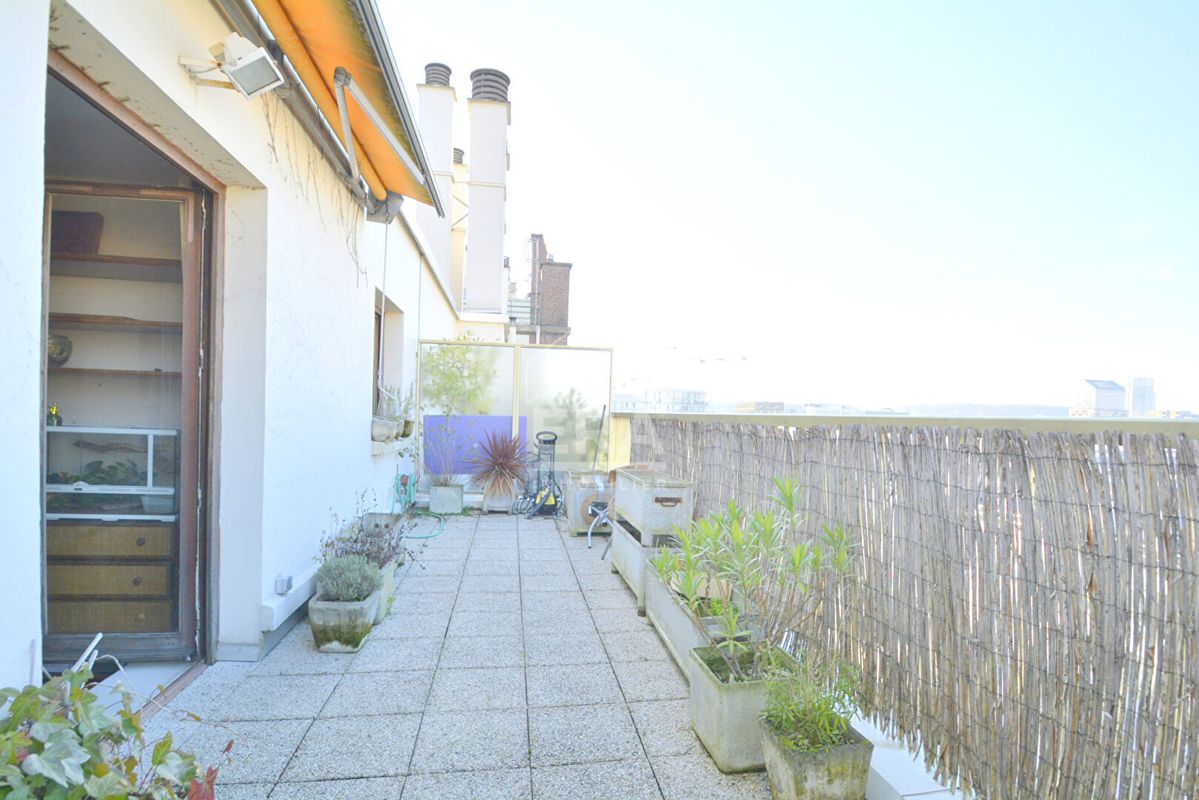 3 bedrooms Duplex in Boulogne-Billancourt, France No. 129251