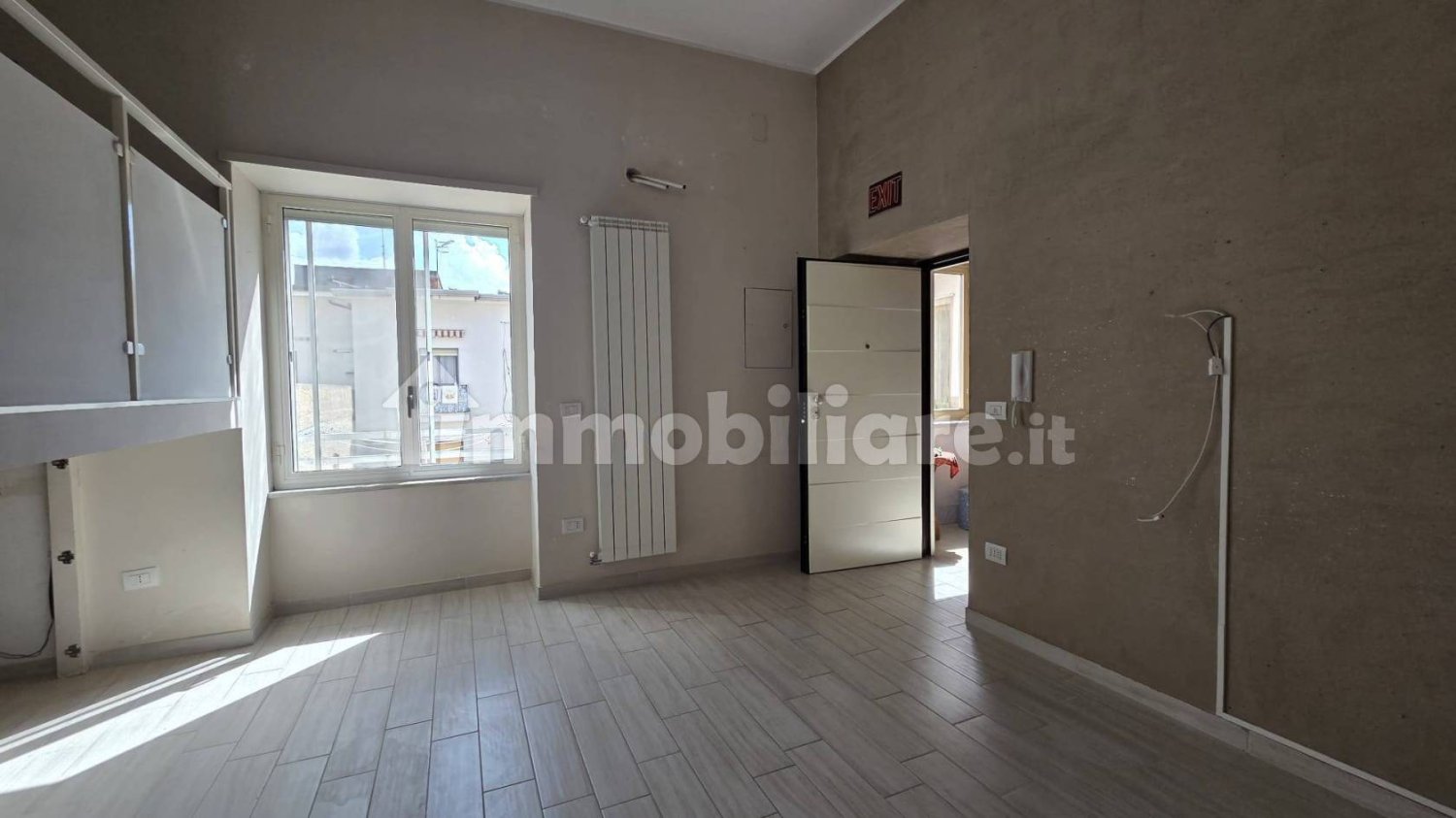 1 غرف نوم شقة في Camposano, Italy رقم 357716