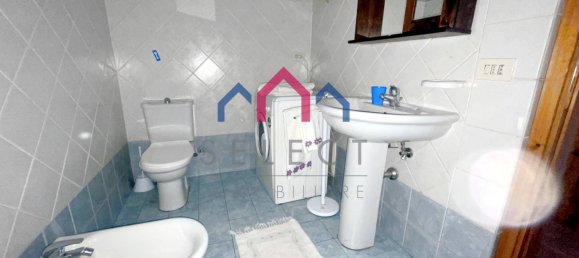 2 bedrooms Apartment in Barga, Italy No. 189408 17