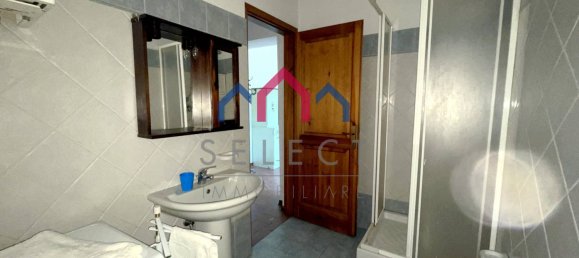 2 bedrooms Apartment in Barga, Italy No. 189408 16