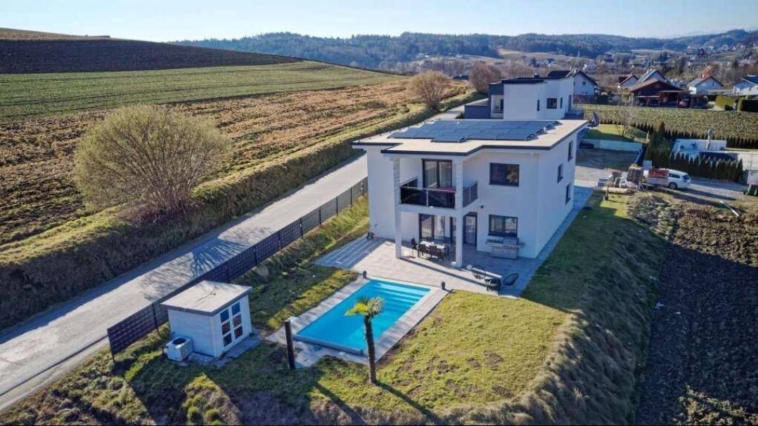 7غرفة منزل في Pirching am Traubenberg, Austria رقم 249898