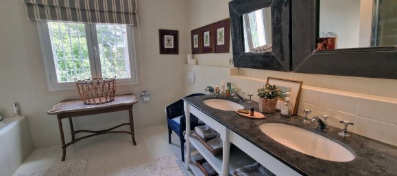 4 bedrooms House in Benahavis, Spain No. 133756 19