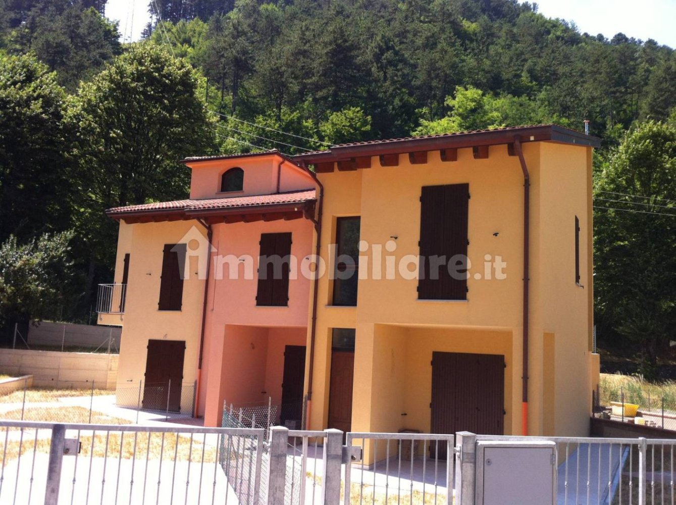 2 bedrooms House in Marradi, Italy No. 91470