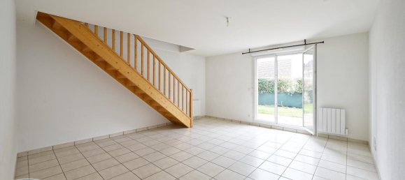 2 bedrooms House in Aoste, France No. 207150 2