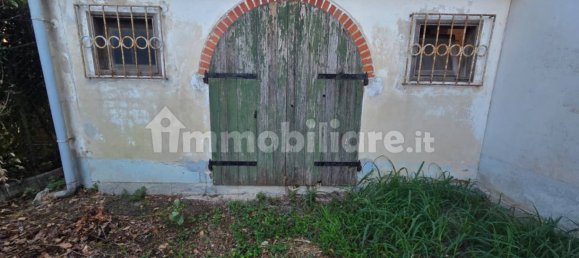 4 bedrooms Villa in Collesalvetti, Italy No. 354603 10