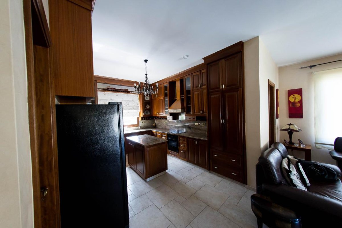 5 bedrooms Villa in Limassol, Cyprus No. 12804