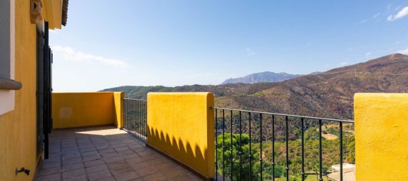 5 bedrooms Villa in Malaga, Spain No. 134279 40