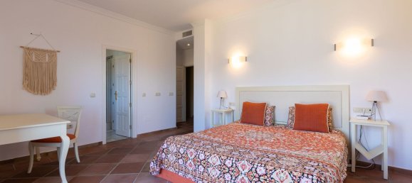 5 bedrooms Villa in Malaga, Spain No. 134279 30