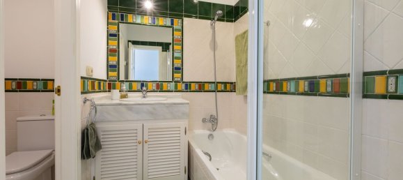 5 bedrooms Villa in Malaga, Spain No. 134279 19