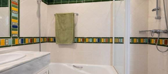 5 bedrooms Villa in Malaga, Spain No. 134279 21