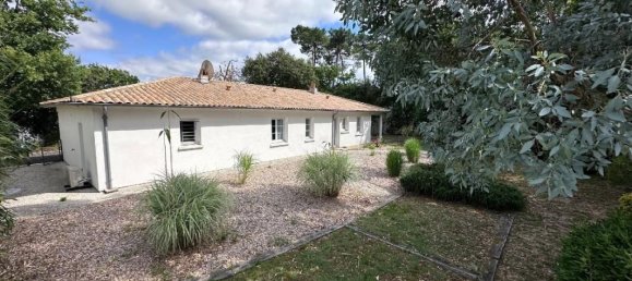 Дом с 3 спальнями в Ле Мат, Франция № 202752 3