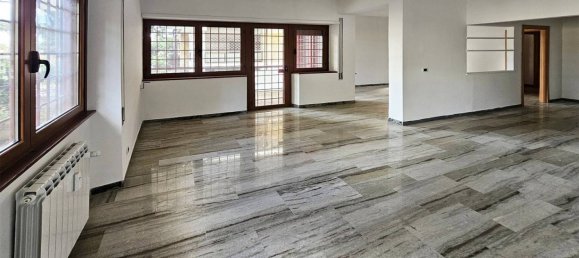 4 bedrooms Apartment in Rome, Italy No. 325929 5