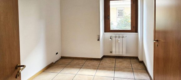 4 bedrooms Apartment in Rome, Italy No. 325929 11