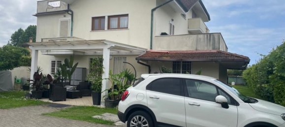 8-Zimmer Haus in Montignoso, Italy, Nr. 216511 2