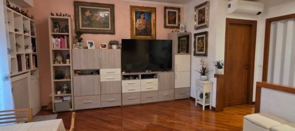 2 bedrooms Apartment in Sesto San Giovanni, Italy No. 314615 4