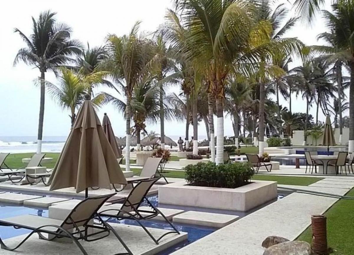 4 bedrooms Apartment in Guerrero, Mexico No. 157754