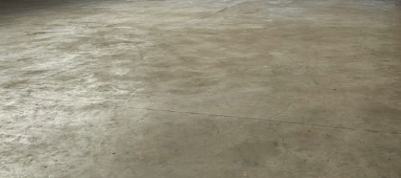 650m² Warehouse in Monastier di Treviso, Italy No. 210863 3