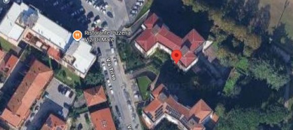 4 bedrooms Apartment in Prato, Italy No. 322305 2