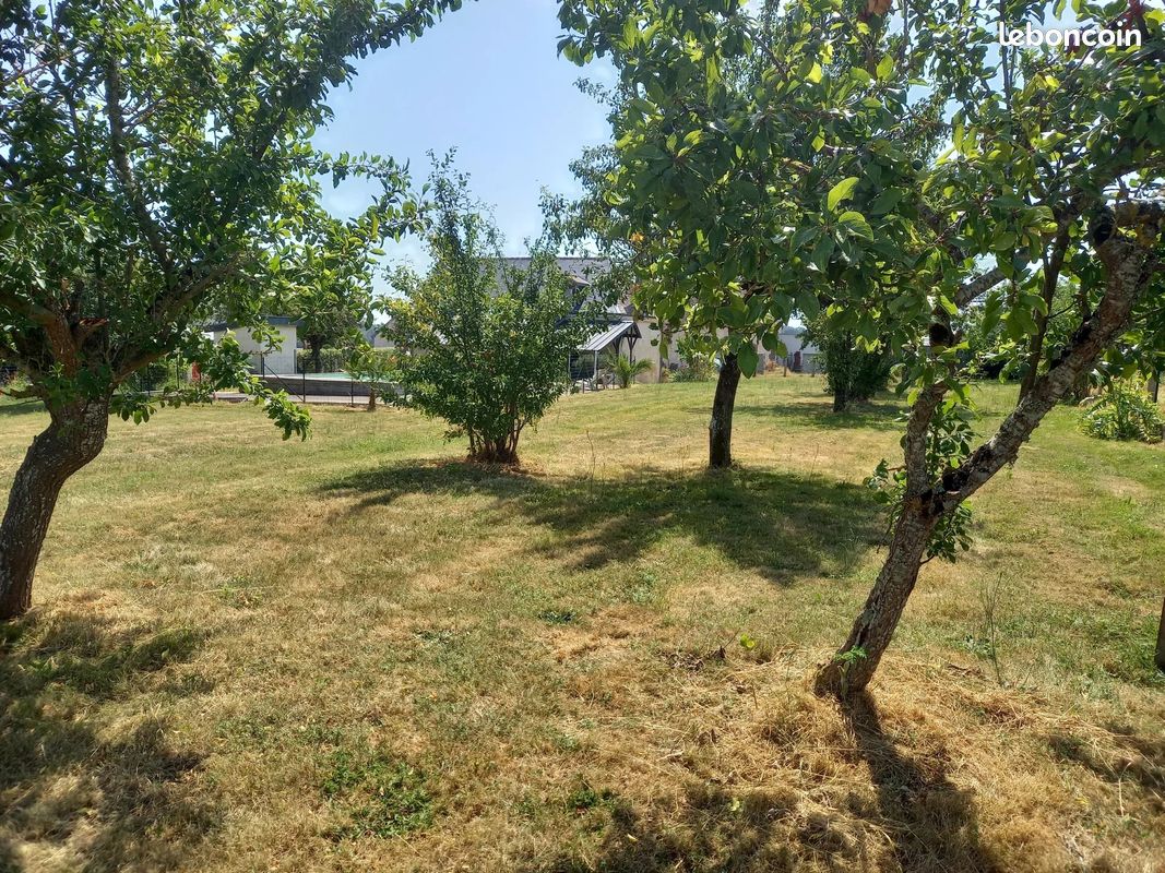 3 bedrooms House in Saint-Martin-des-Bois, France No. 271636