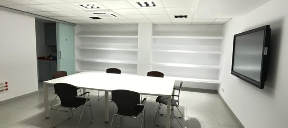 Bureau à Tegel, Germany 215m² No. 368352 13