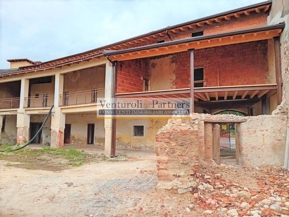 6 Schlafzimmer Haus in Calvagese della Riviera, Italy, Nr. 91774