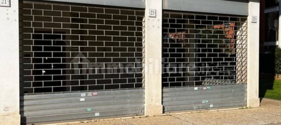 1غرفة عقار تجاري في Rome, Italy رقم 85037 2