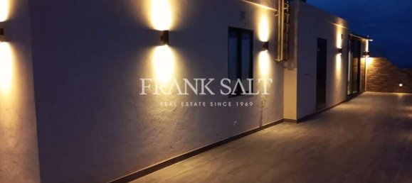 2 غرف نوم بانتهاوس في Xaghra, Malta رقم 5833 8