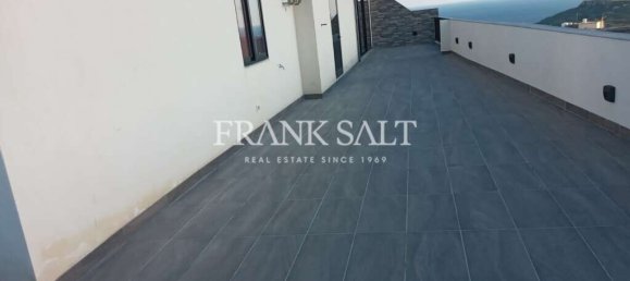 2 غرف نوم بانتهاوس في Xaghra, Malta رقم 5833 9