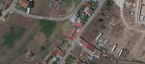 2 chambres Maison à Ferreira a Nova, Portugal No. 32397 27