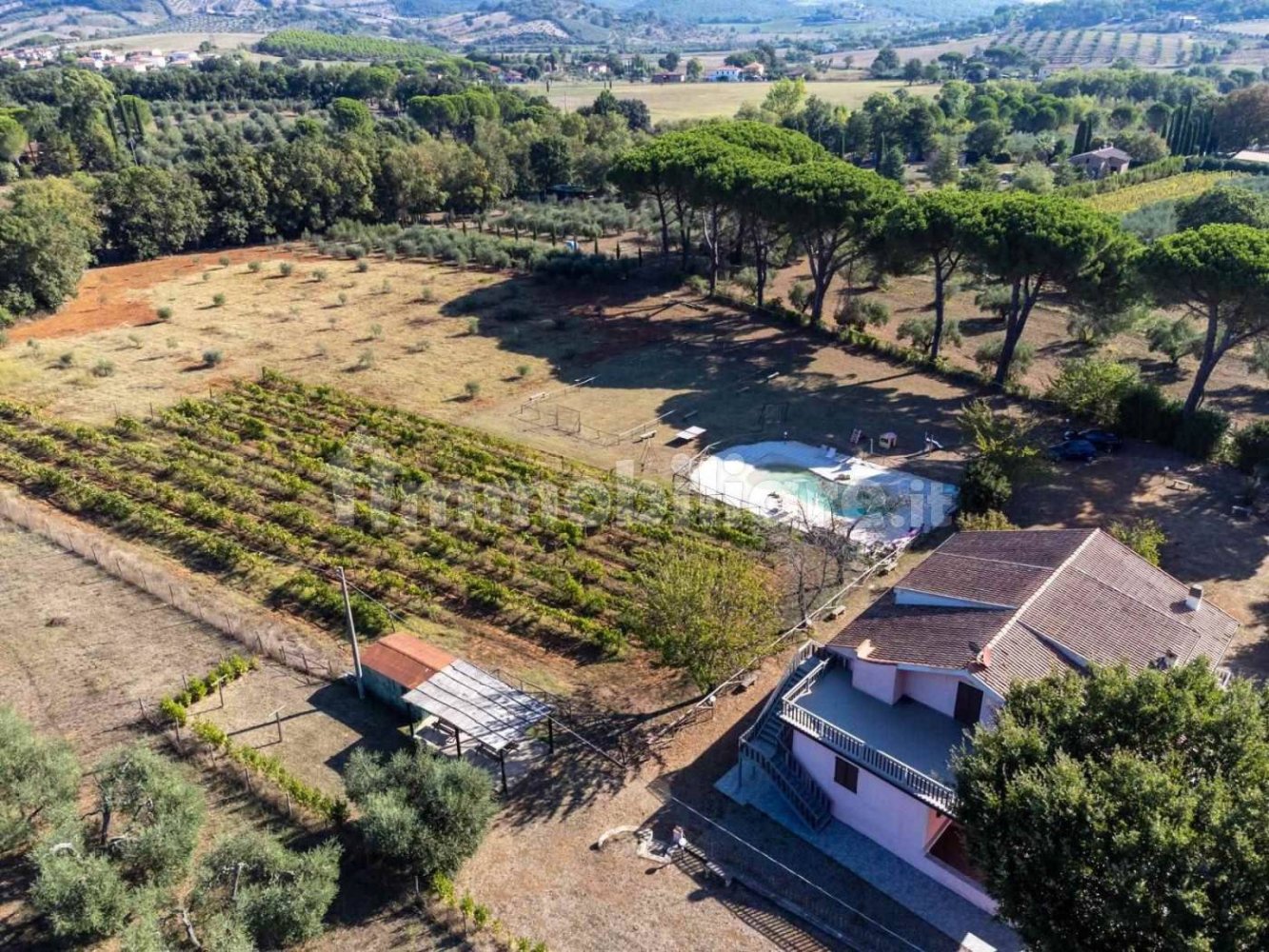 5 rooms Apartment in Gavorrano, Italy No. 213314